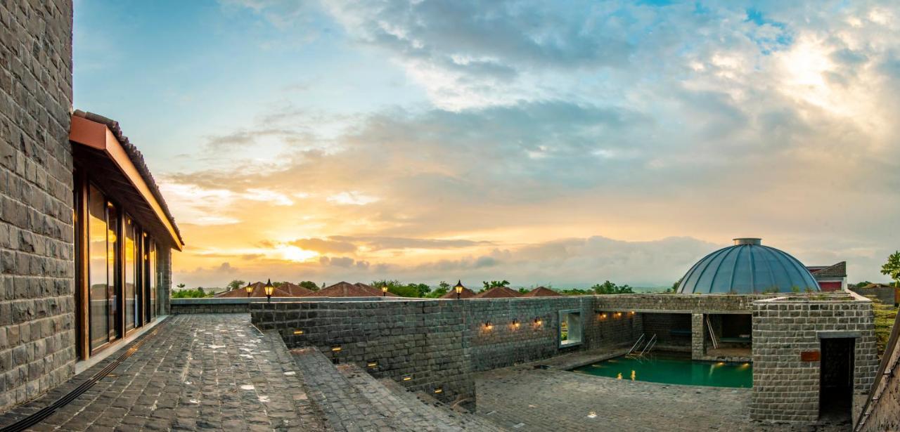 Viveda Wellness Resort Nashik Zewnętrze zdjęcie