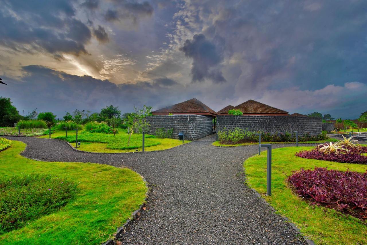 Viveda Wellness Resort Nashik Zewnętrze zdjęcie